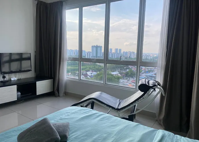 Pinnacle Tower Huge Room 7Pax 3Mins To Ciq